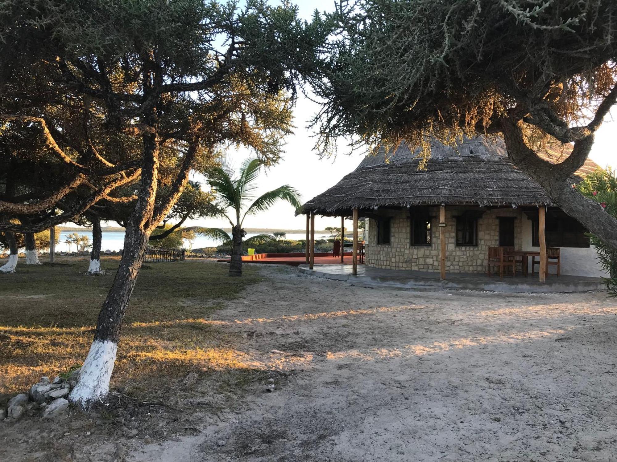 Manga Lodge Andavadoaka Екстер'єр фото